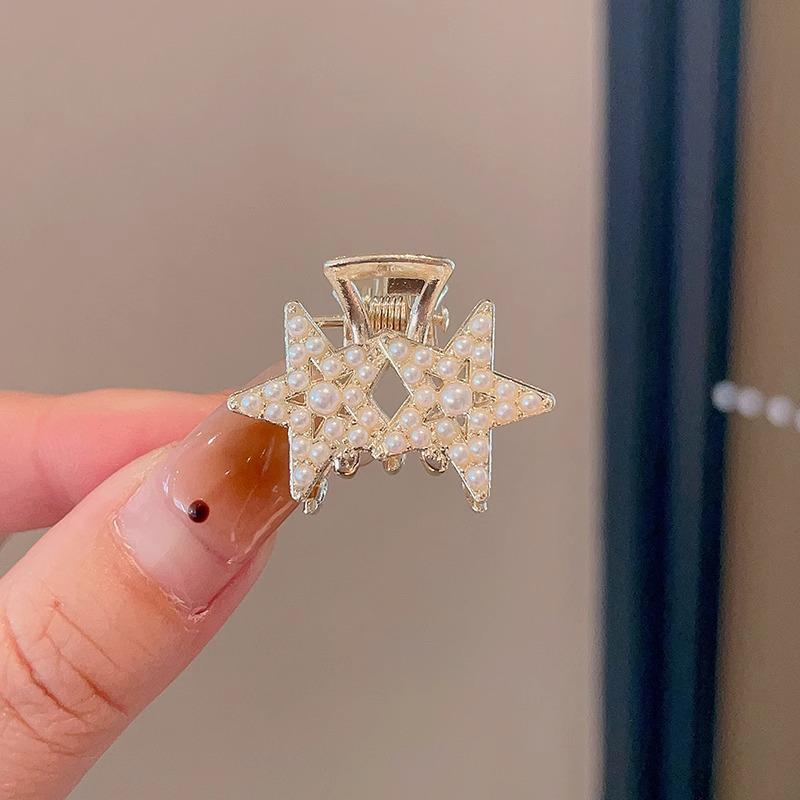 2025 Жемчужная заколка-краб для волос для женщин - Элегантный осенне-зимний аксессуар для волос для челки и боковых укладок
