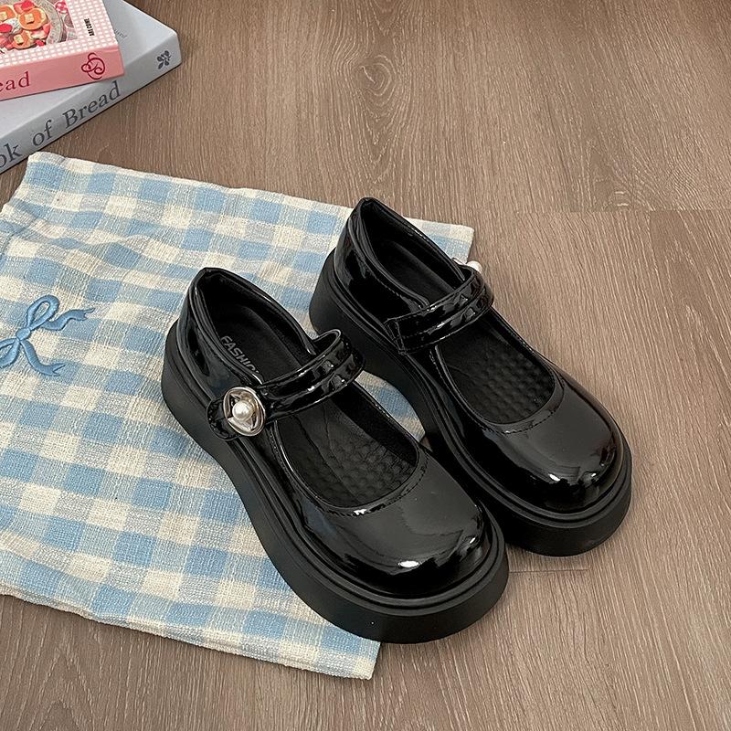 Модные знакомства ретро британский стиль маленькие кожаные туфли женские 2025 новая весенняя юбка универсальные туфли Мэри Джейн с неглубоким горлом