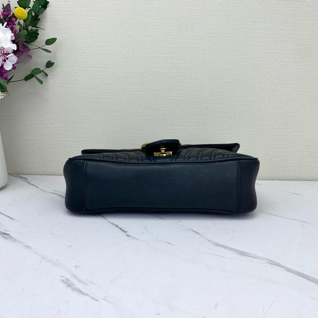 [Pre-Owned] Gucci GG Marmont Small Matelassé Shoulder Bag 'Black' - Excellent #1TFQT7L