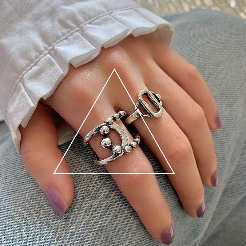 Трендовое состаренное ретро кольцо с полыми буквами и геометрическими элементами для модных женщин