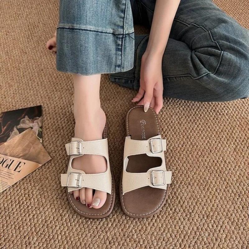 Мода Модные Сандалии на Толстом Каблуке Женские Плоские Римские Пляжные Шлепанцы с Квадратной Пряжкой Стиль Кросс-Границы Летние Шлепанцы с Открытым Носком