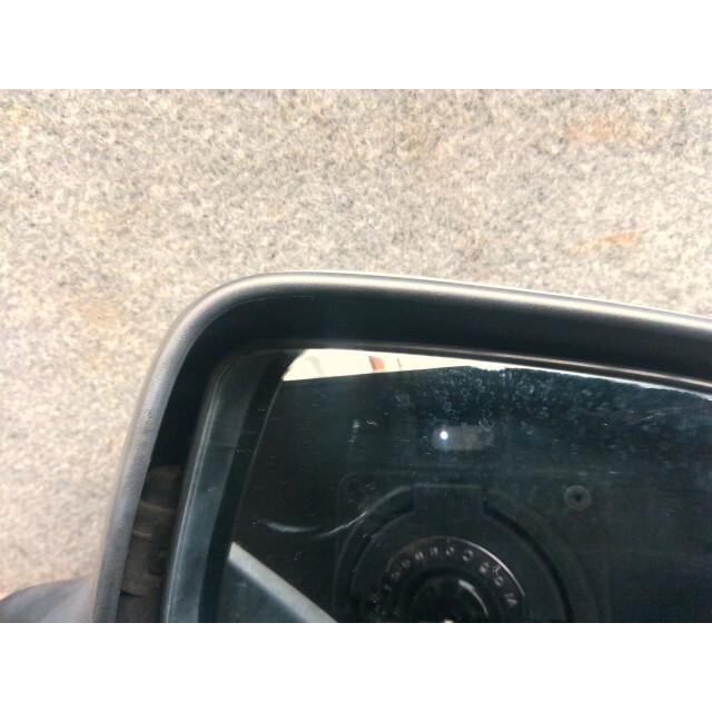 Vitz DBA-NCP91 Зеркало заднего вида правое 87910-52630