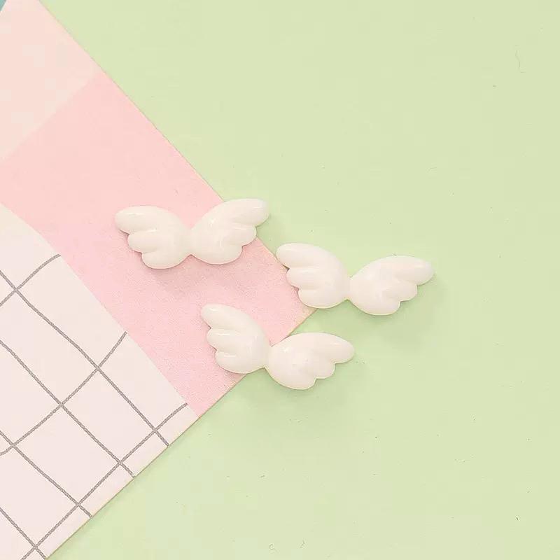 30 Pcs New Cute Mini Cartoon Bright Black And White Wings Resin Scrapbook Diy Jewelry Manicure Wedding Hairpin Accessories A59
