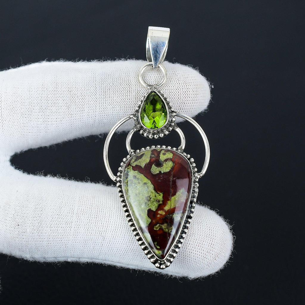 Серебряный кулон с натуральным драгоценным камнем «кровь дракона» из серебра 925 пробы — дизайн ручной работы, повседневные украшения, уникальный кулон с перидотом, пасхальный подарок