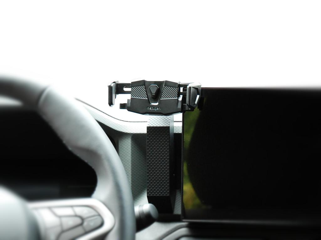 Automatic phone holder for dacia duster 3 and dacia bigster youclip