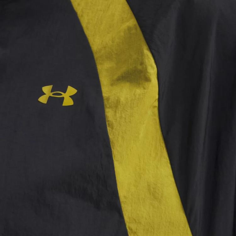 Under Armour Легкая куртка с логотипом на молнии и воротником-стойкой Женские куртки 6007111-001