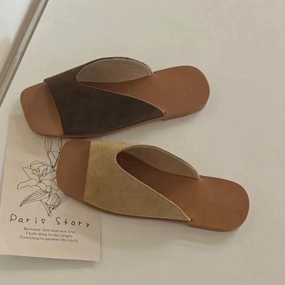 Кожаные шлепанцы с V-образным вырезом и квадратным носком для женщин, для ношения летом в отпуске, плоские сандалии