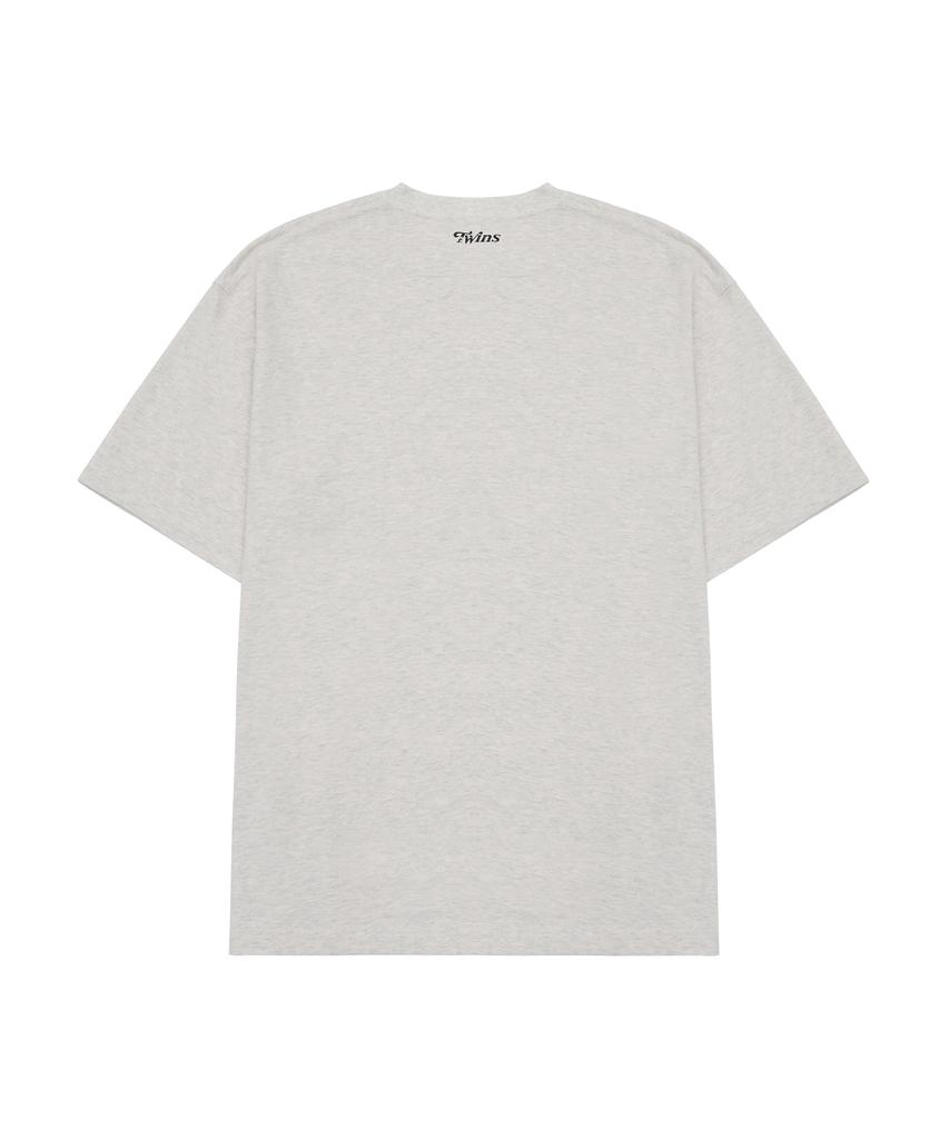 1993STUDIO [Lg Twins X 1993 Studio] Twins Arch Logo Graphic T-Shirt_Oat Beige