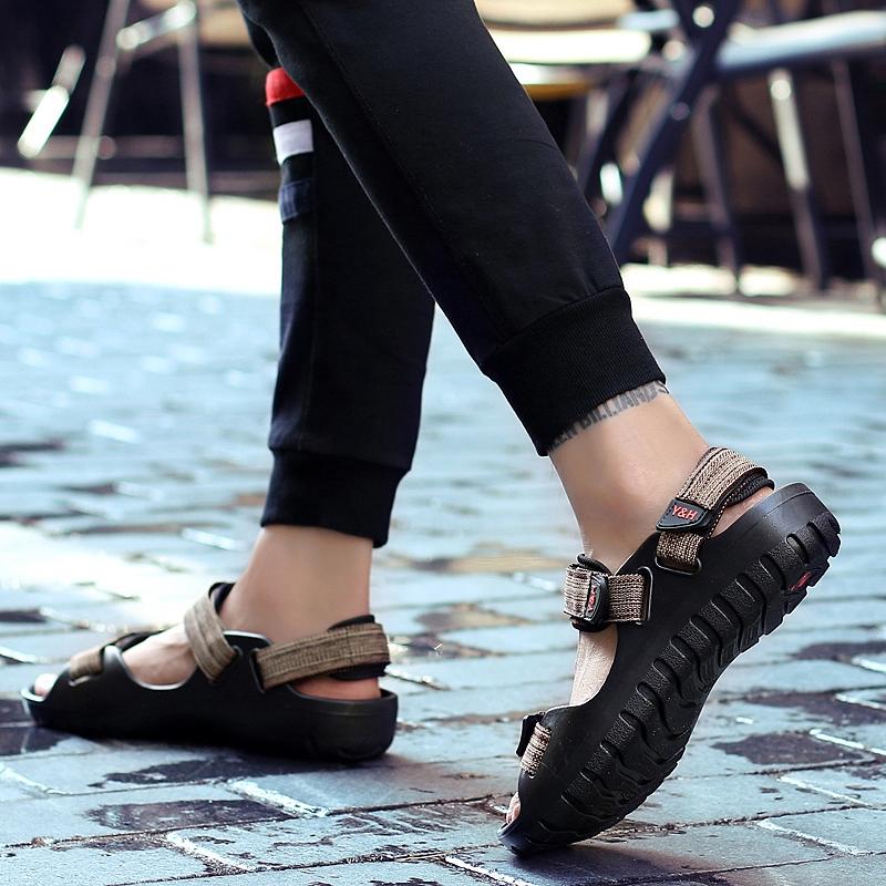 Мужская обувь Летние сандалии 2018 Новый тренд Римская пляжная обувь Вьетнамские сандалии для мальчиков Младшие школьники Мальчики