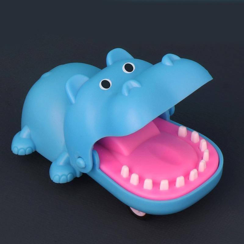 Biting Hand Crocodile Mouth Pull-Back Car Toy Cartoon Hippo Puppy Animal Pull Back Toy Car Press Teeth Bite Fingers Tricky Toy