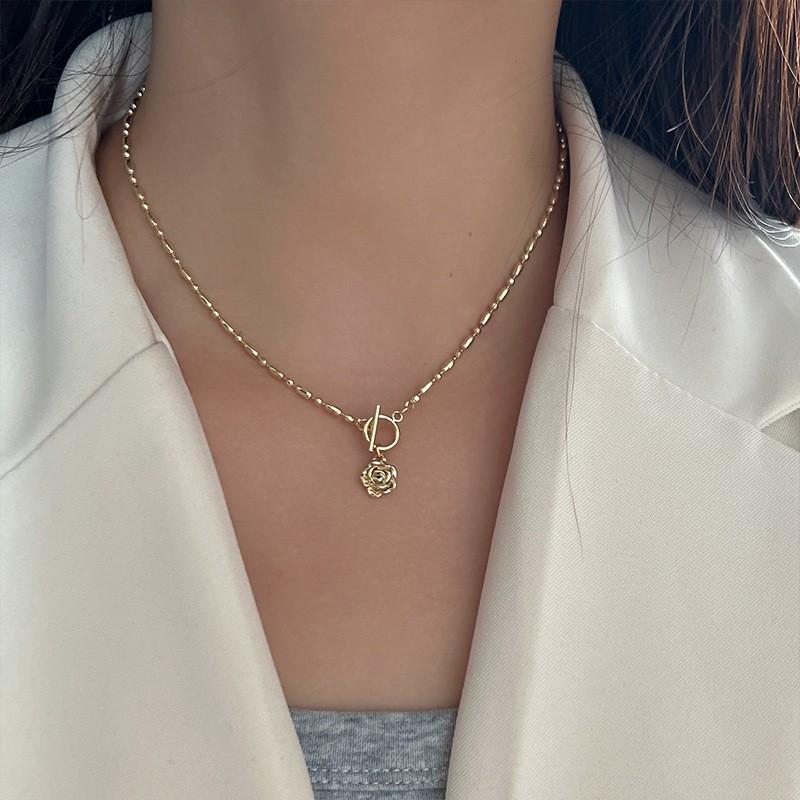 Простой темперамент Золотое колье-бини женское