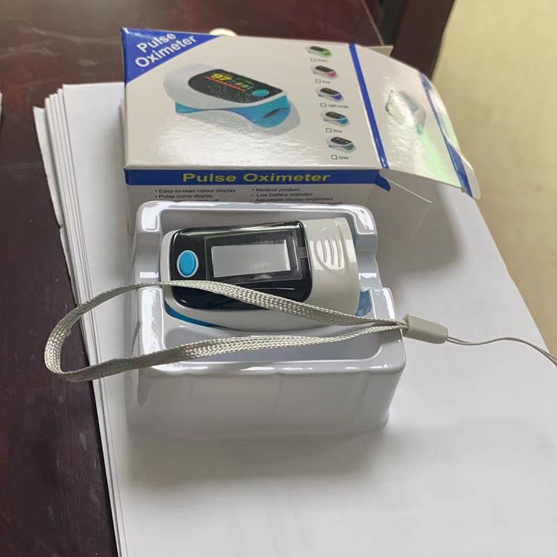 Elderly Home Sleep Monitor: Finger Clip Pulse Oximeter with CE Certification