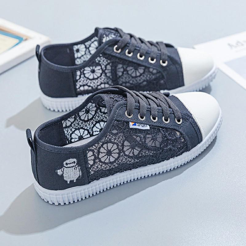 Женские белые сетчатые кроссовки 2024 года: Дышащие, легкие, модные туфли на плоской подошве для весны и лета