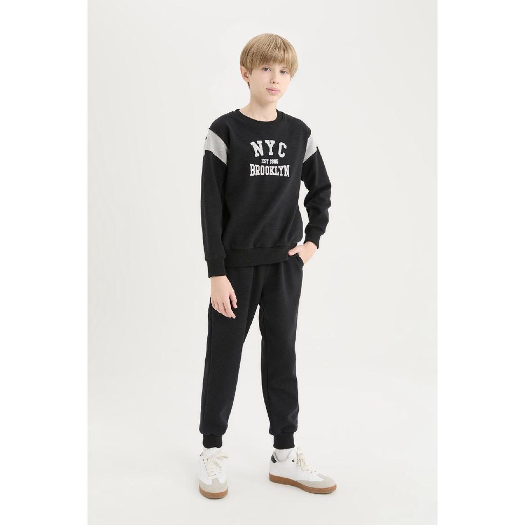 Мальчик 2 Команда D4742a8ns