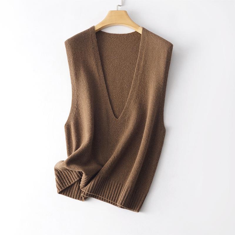 Жилет без рукавов с V-образным вырезом и градиентом из бамбуковой шерсти 2024 года во французском стиле