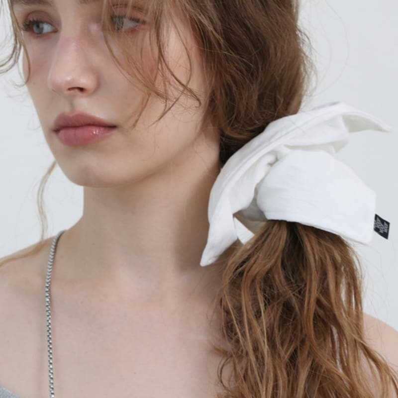 Для квадратной резинки для волос «Цветок хлопка»_Белый