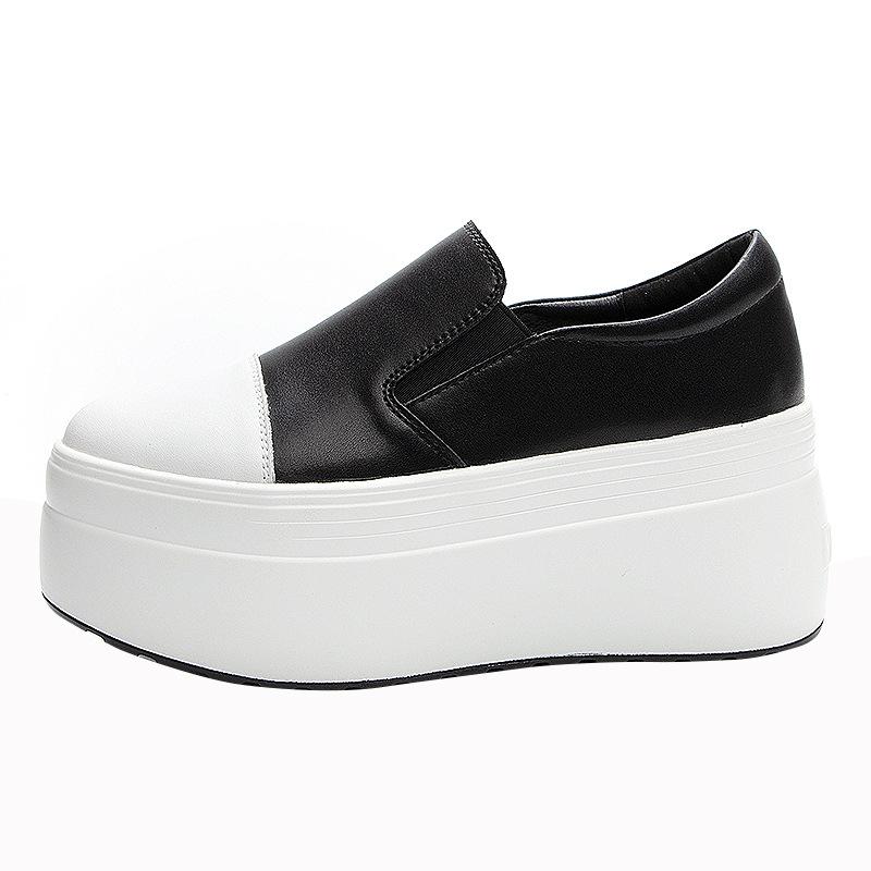 Повседневные туфли с круглым носком женские весна 2025 новые универсальные модные низкие на платформе с толстой подошвой, увеличивающие рост на 10