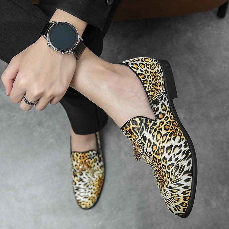 Leopard Print Men Casual Shoes Fashion Mens Slip On Flats Handmade Leather Mens Loafers Stylish Moccasins Male Driving Footwear