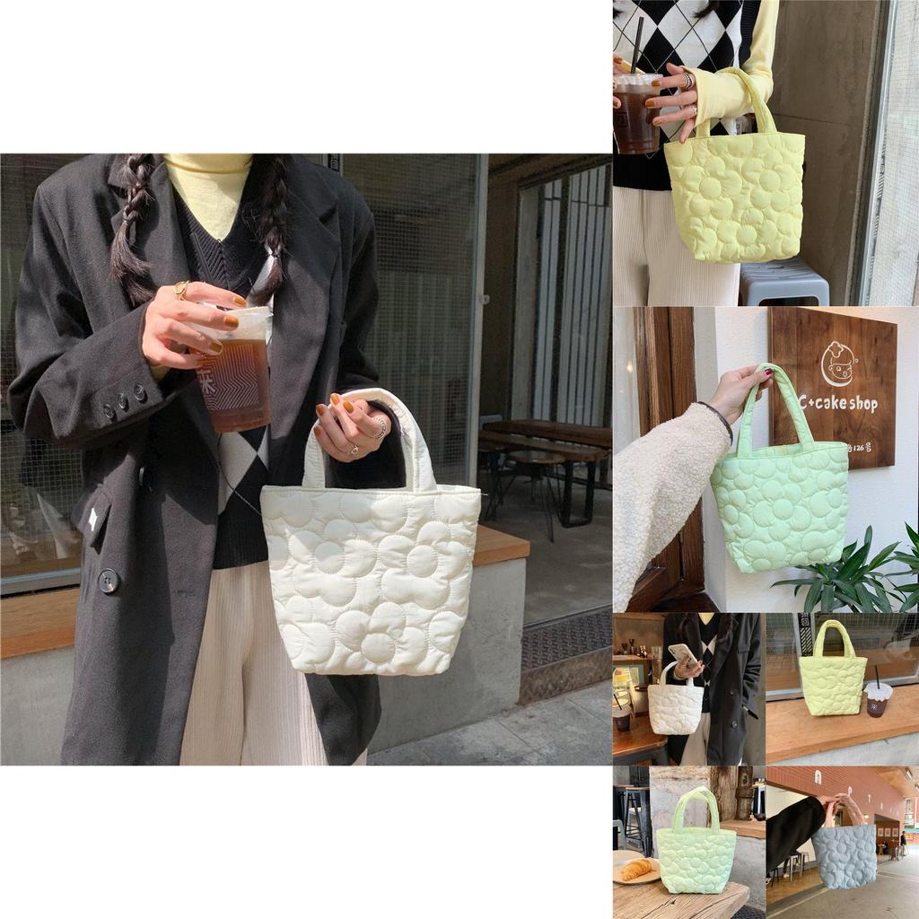 Стильная стеганая сумка-тоут для перекусов и детских вещей, идеально подходящая для ежедневного использования мамой.