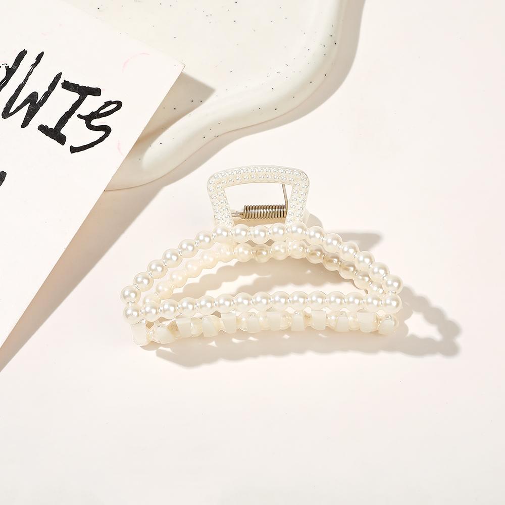 Sweet Pearl Hair Jaw Clips Accessories for Women Claw Clips for Thick and Thin Hair Barrettes for Styling and Weddings