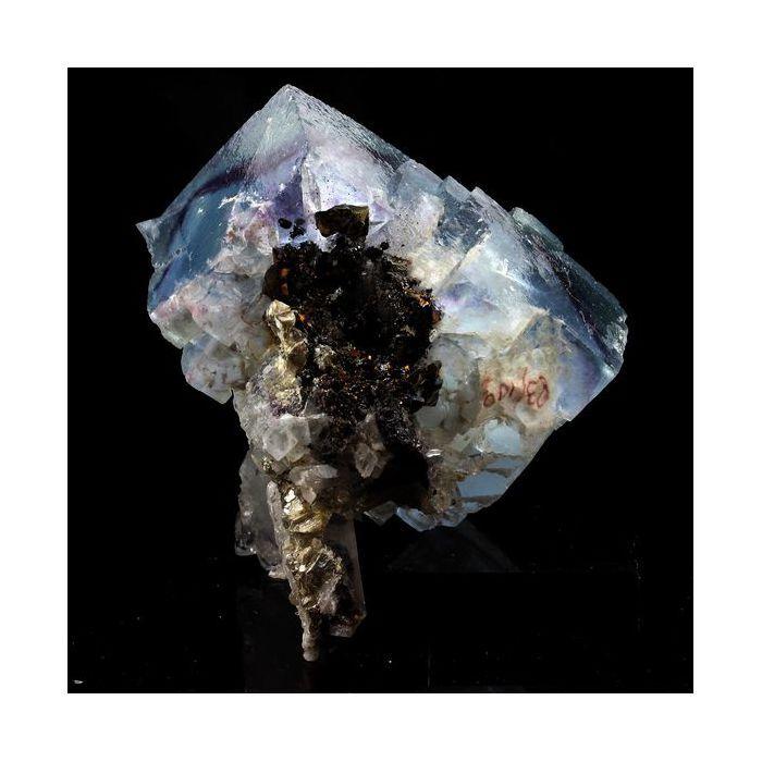 Pierres et Minéraux. Fluorite + Quartz. 2034.0 ct. Taolin Mine, Linxiang, Hunan, Chine.