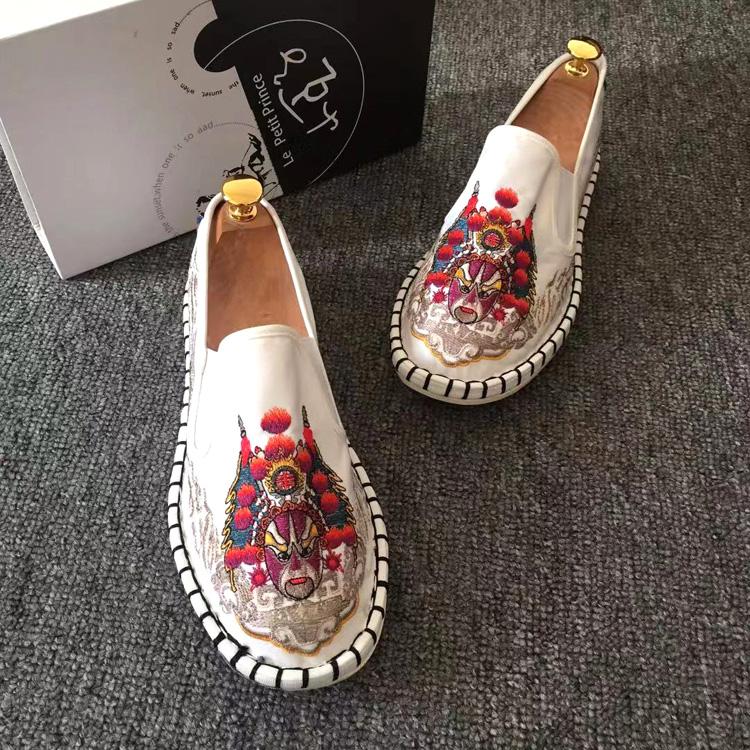 Ethnic Style Embroidery Old Beijing Cloth Shoes Men'S Breathable Cloth Shoes Beef Tendon Sole Handmade Canvas Shoes Non-Slip Doudou Shoes