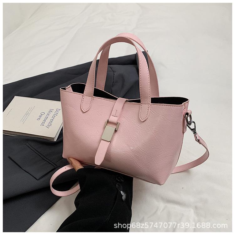 Niche Design Portable Bucket Bag Women's 2025 New Fashion and Versatile Commuter Bag High-end One-shoulder Crossbody Bag