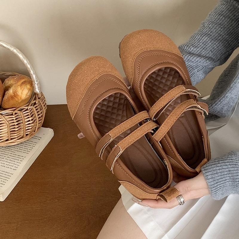French retro white ballet flat Mary Jane single shoes women's 2026 new spring and autumn soft-soled beanie shoes