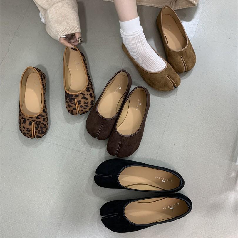 Gentle New Shoes Are Divided Into Pig's Trotters, Grandma's Pedals, Flat-soled Shallow Mouth, Korean Version of Soft-soled Single Shoes, Advanced Mary