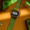 Casio Серия VINTAGE - квадратные ретро металлические маленькие квадратные спортивные часы радужного цвета кварцевый механизм нержавеющая сталь тканевый ремешок японский A1000PRW-1PRD