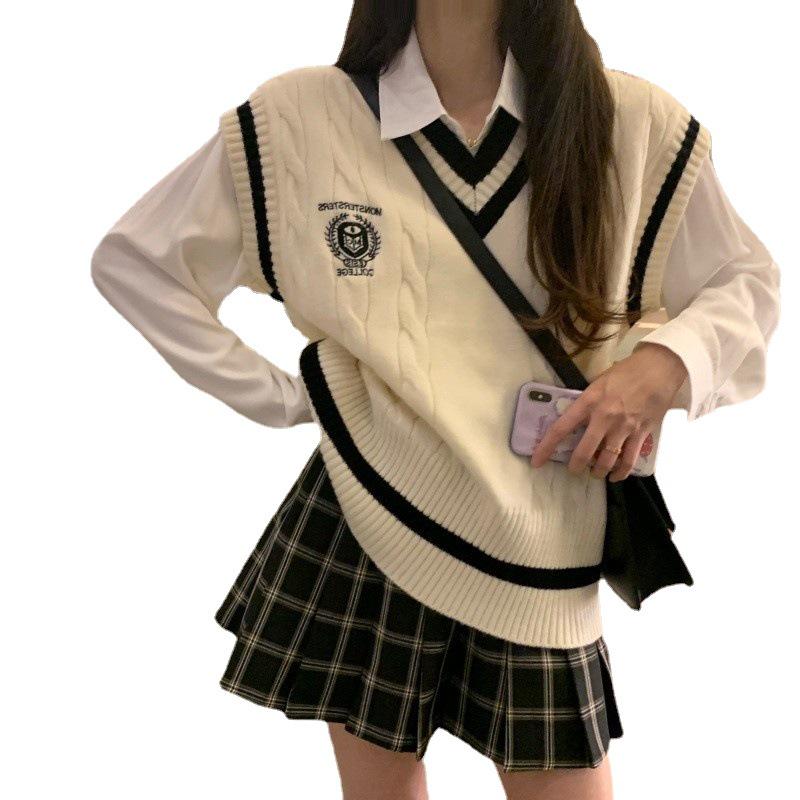 Женский вязаный жилет-свитер в студенческом стиле, весна/осень 2024 г., новый нишевый дизайн, верхняя одежда свободного кроя.