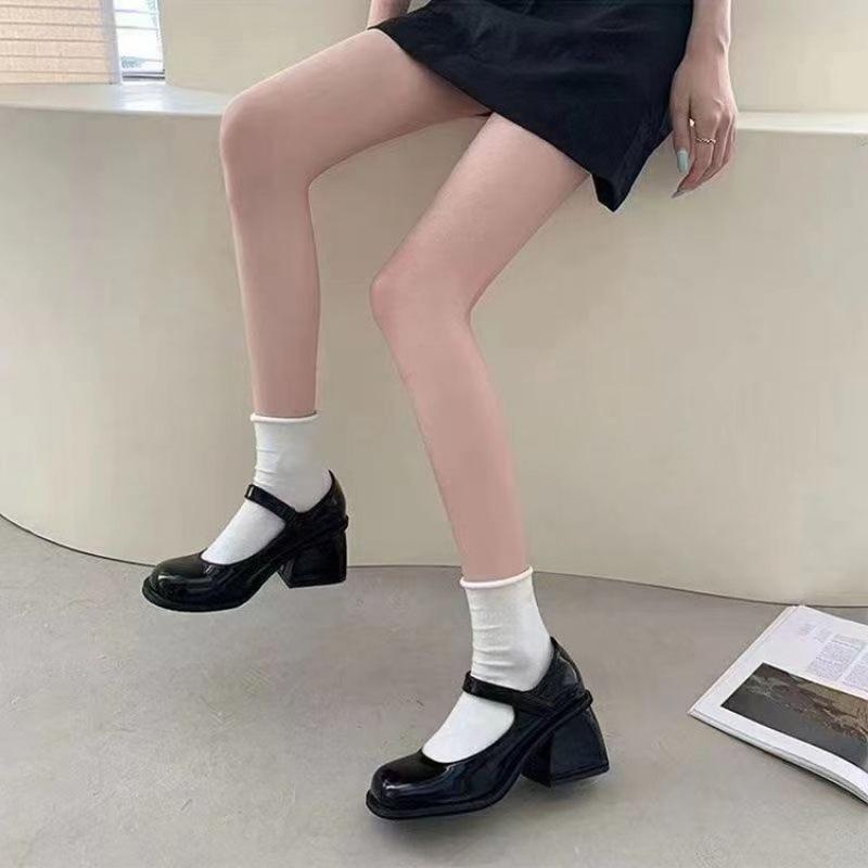 Модные черные туфли на толстом каблуке в стиле ретро, женские кожаные туфли на высоком каблуке 2024 года, летняя новая французская повседневная обувь класса люкс