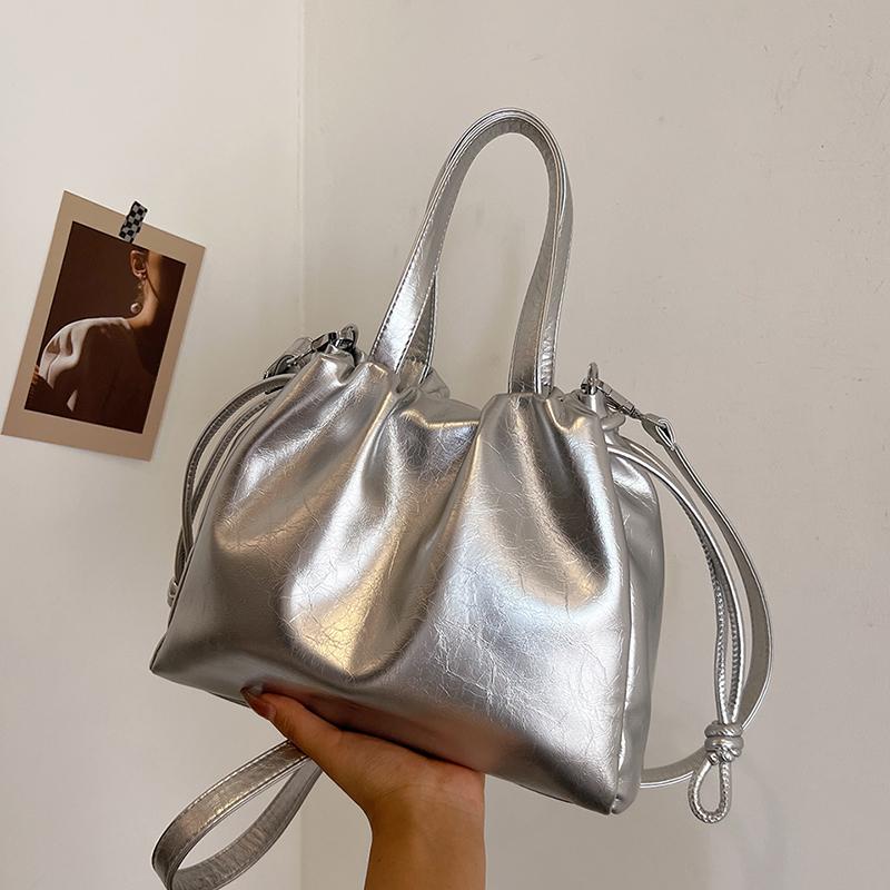 Женская сумка с завязками и шнурком, популярные товары этого года, универсальная сумка через плечо из масляной кожи с улучшенной текстурой