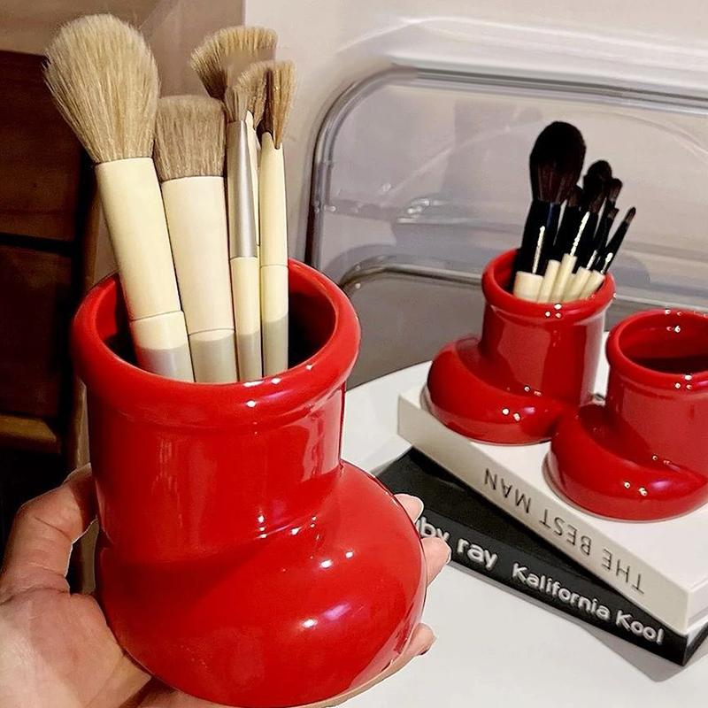 NEW Red Boots Christmas Decor Pen Holder Multi-Functional Desk Organizer Makeup Brush Holder Desktop Office Art Supplies Storage