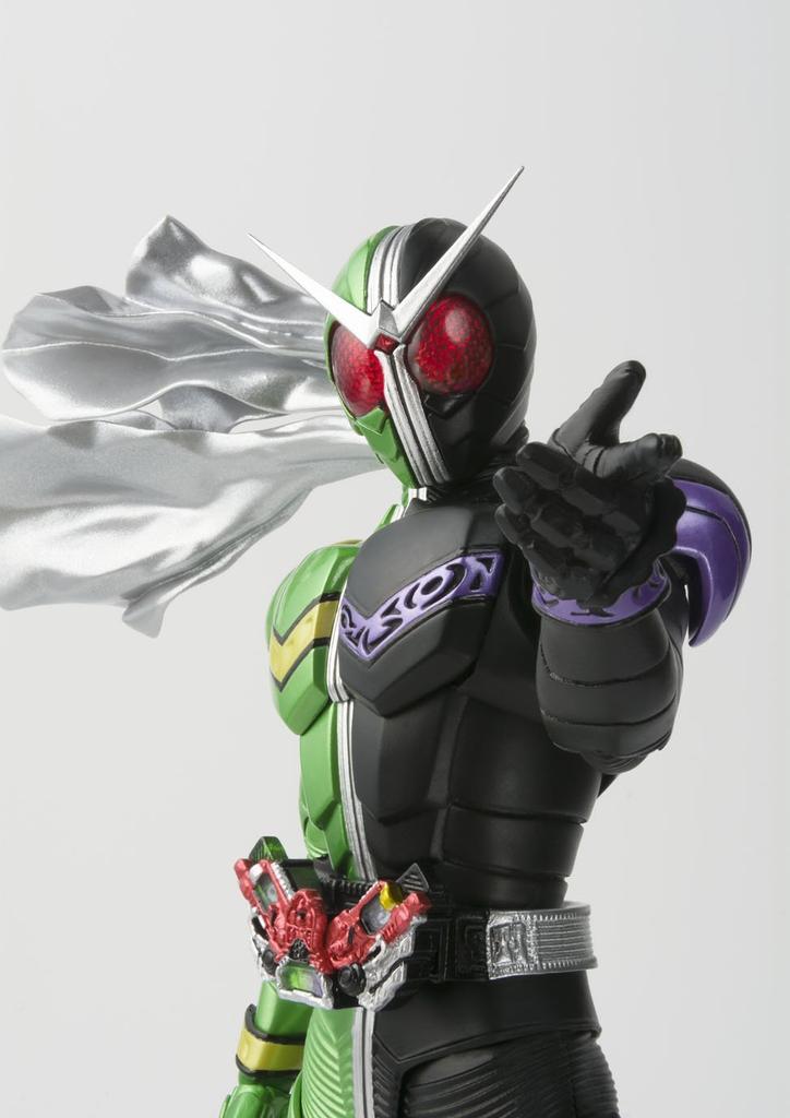 TAMASHII NATIONS Kamen Rider W Cyclone Joker 145мм раскрашенная подвижная фигурка S.H.Figuarts (Синкочо Сейхо) приблизительно. ПВХ и АБС