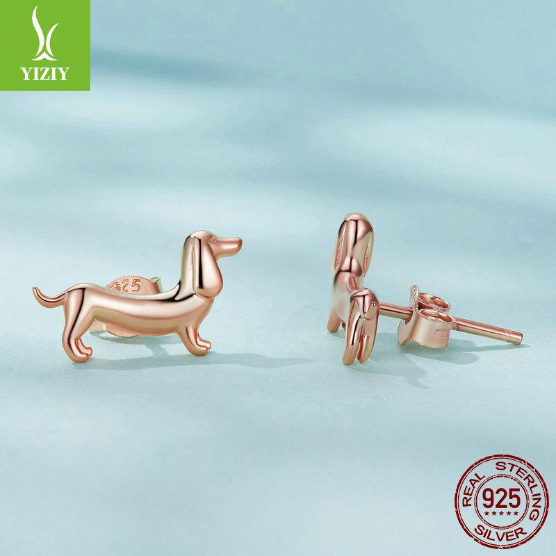 Popular Dachshund S925 Silver Stud Earrings, Cute And Lively Puppy Plain Silver Electroplated Stud Earrings.