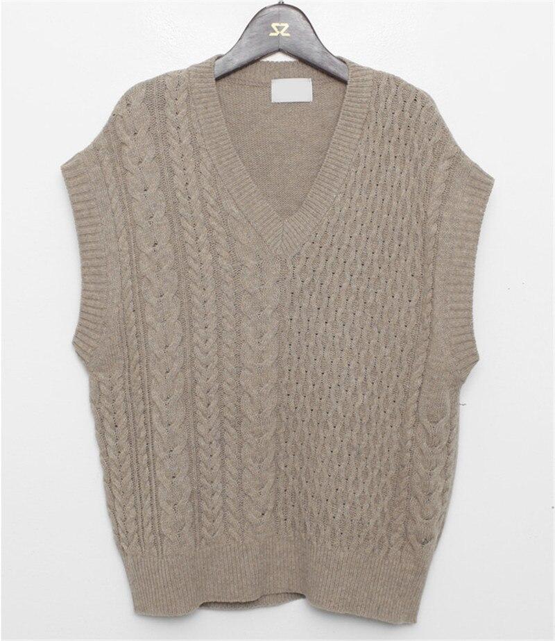 Трикотажная безрукавка