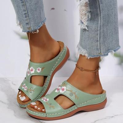 Модные женские тапочки на танкетке, летние, новые, с круглым носком, с открытым носком, с вышивкой, швейная машина, повседневные, удобные, с мягкой подошвой, нескользящие тапочки