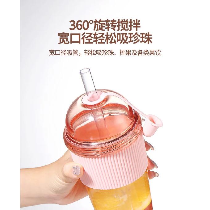 630ML Straw Cup with Lid and Straw Portable Large Capacity Coffee Milk Tea Cup Ins Style Water Cup for Office Workers Juice Mug
