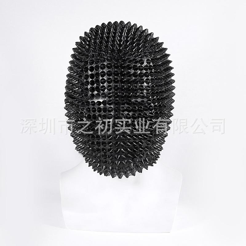 Popular Halloween masquerade mask with spikes and rivets, scary and funny prop