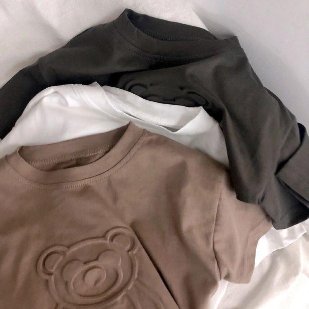 Футболка для мальчиков из хлопка с тиснением в виде 3D-медведя — мягкая, с короткими рукавами для детей