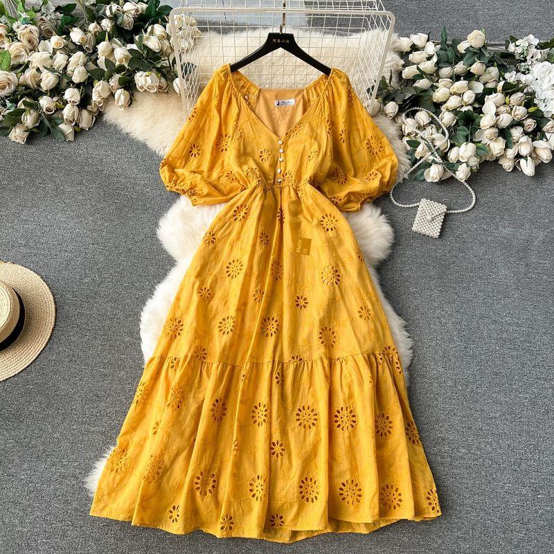 Retro Lantern Sleeve Heavy Industry Ruffles Dress Embroider