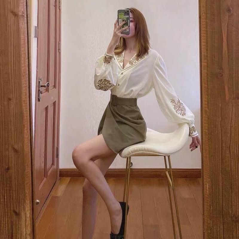 Блузка женская элегантная винтажная рубашка с вышитым цветочным топом с длинным рукавом корейская офисная женская негабаритная роскошная дизайнерская королева