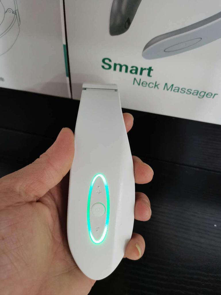 Умный электромагнитный импульсный массажер для шеи и позвоночника