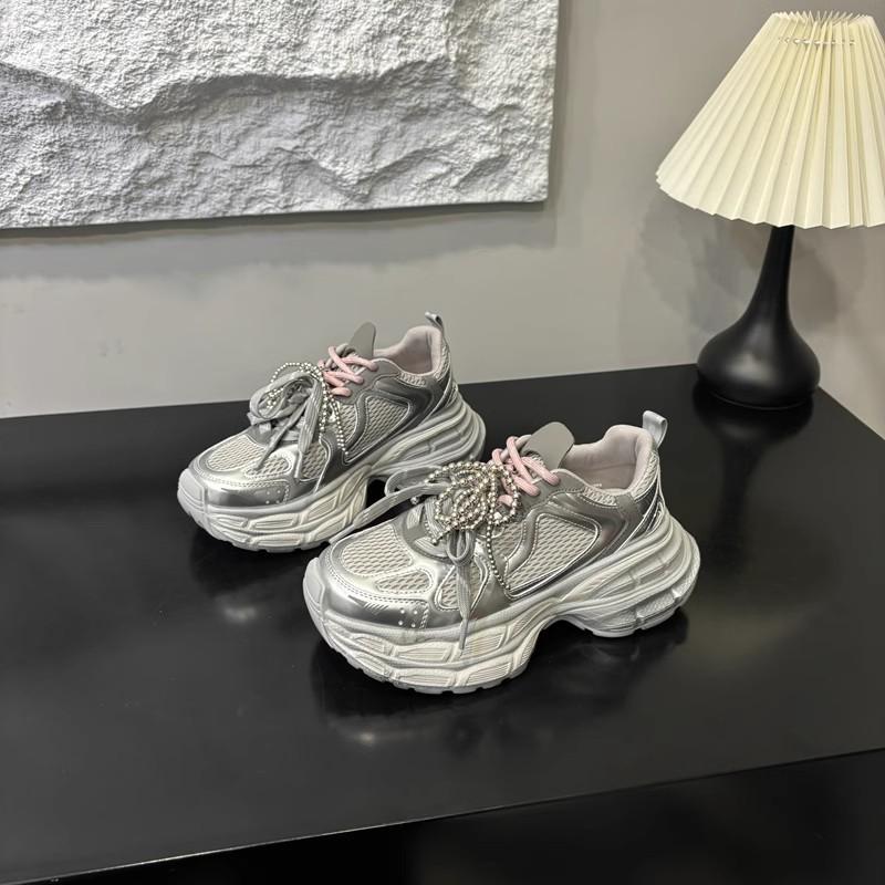 Парижская мода папы обувь женская 2025 новая толстая подошва усиленная дышащая сетка универсальная стопа маленькая повседневная спортивная обувь