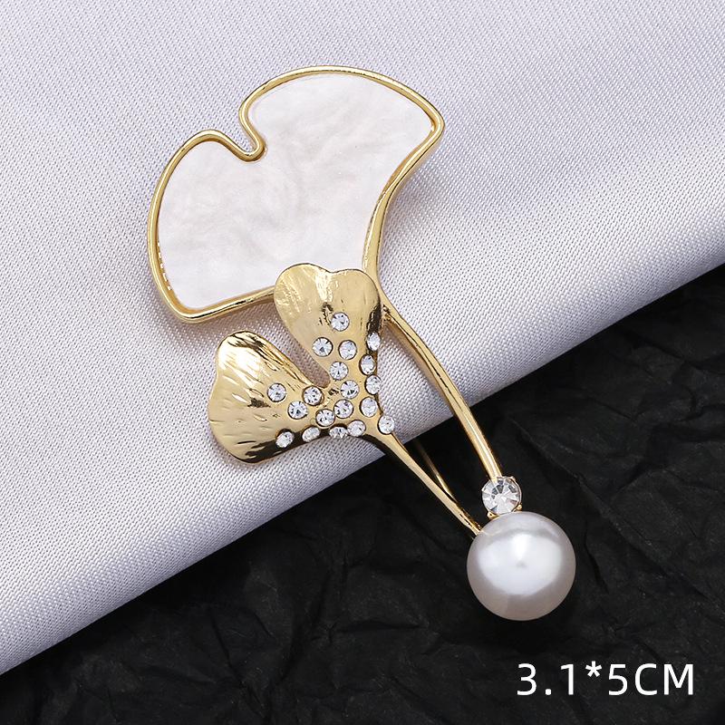 Модная брошь с бантом: Металлические украшения с жемчугом и стразами в виде цветка