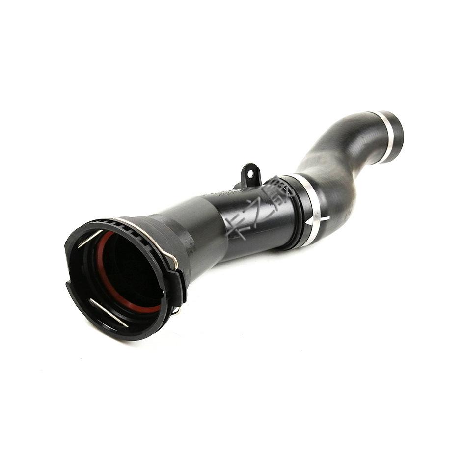 BMW 1 и 3 серии Впускной патрубок турбокомпрессора 13717597588