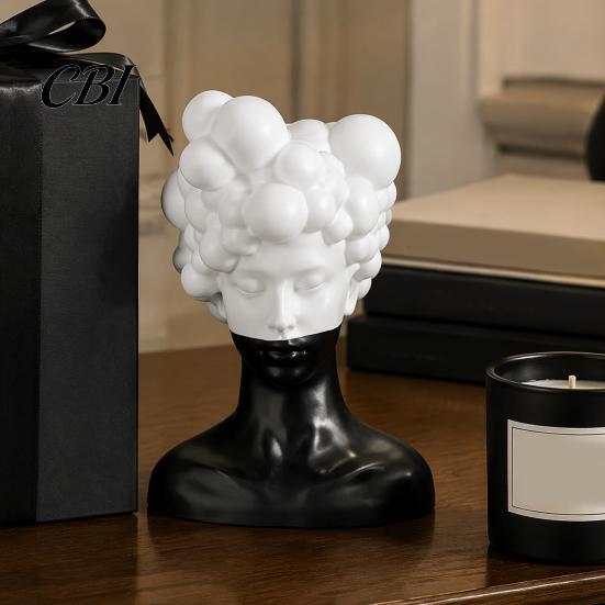 Matte Resin Ornament Modern Abstract Bust Statue, Man Portrait Sculpture, Minimalist Black And Luxury Living Room Accents White Art for Home