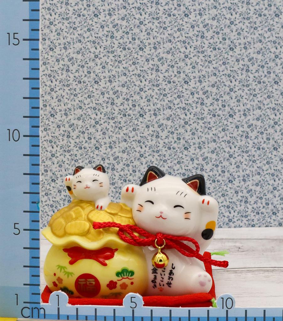 Yakushi Kiln Parent and Harmony Good Luck Maneki-neko (Treasure Bag, Child) (with Sticker)