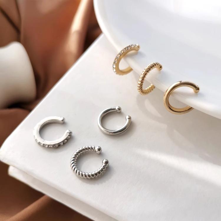 Fashion Simple Design Gold Color Clip Earrings for Women Non-Piercing Puck Rock Fake Cartilage Ear Cuff 2023 Trendy